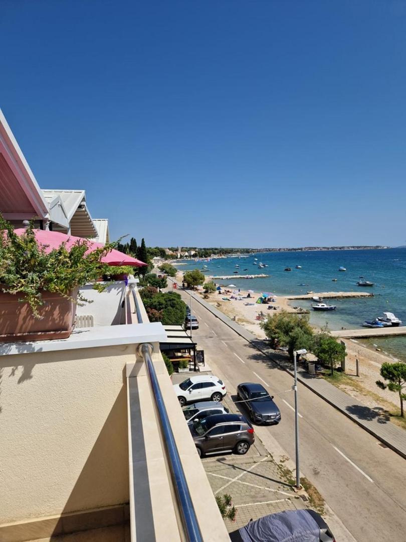 Seaside Apartments Turanj Esterno foto